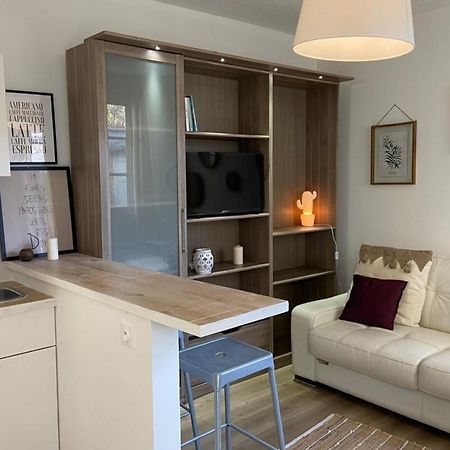 Agreable Appart'Hotel Smart Cosy Proche Commerces Fontainebleau Eksteriør bilde