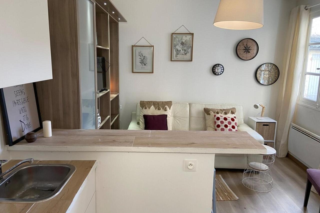 Agreable Appart'Hotel Smart Cosy Proche Commerces Fontainebleau Eksteriør bilde